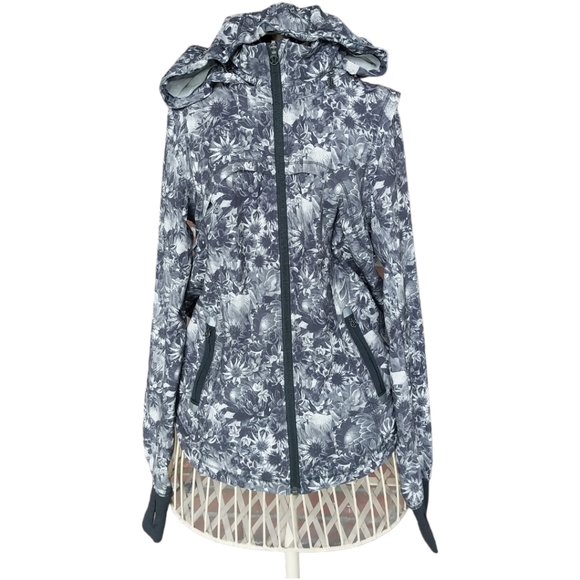 NWOT Lululemon Bring Back the Track Jacket Reflective - Picture 4 of 13